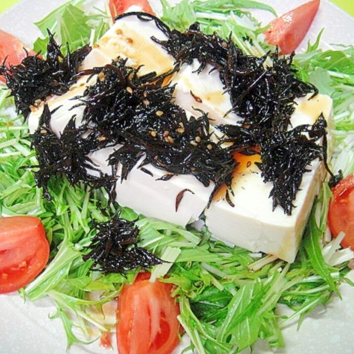 豆腐とひじき水菜のサラダ